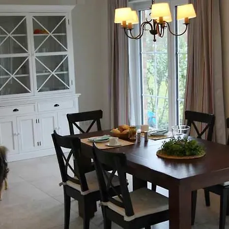 Landidyll - Ferienwohnung Mit Garten * Lubeck
